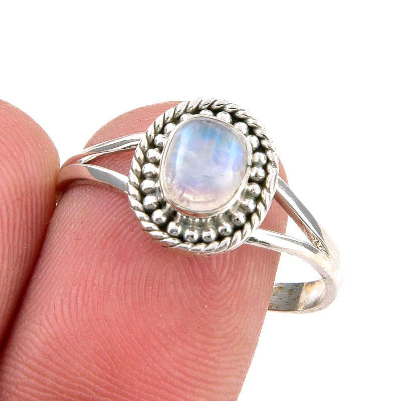 Natural Rainbow Moonstone Gemstone Handmade 925 Sterling Silver Ring S.9.5 w5u42
Natural Rainbow Moonstone Gemstone Handmade 925 Sterling Silver Ring S.9.5 w5u42