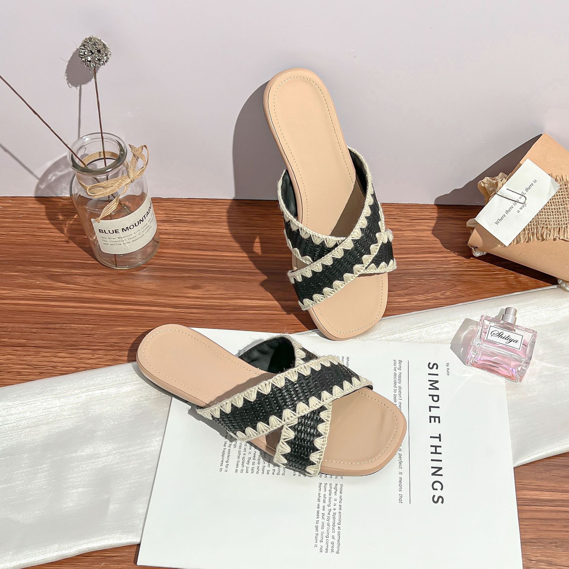 Grape mother summer new woven cross-strap one-word slippers women s wear high-end shopping temperament sandals women 40 чёрный
Grape mother summer new woven cross-strap one-word slippers women s wear high-end shopping temperament sandals women 40 чёрный