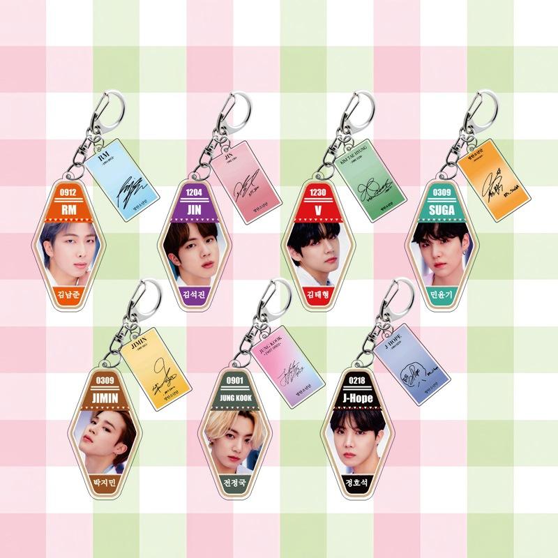 7 шт. Брелок BTS, Брелок Bangtan Boys с Фото, Бирка для Дня Рождения и Подписью, Kpop ARMY Подвеска на Сумку 7pcs
7 шт. Брелок BTS, Брелок Bangtan Boys с Фото, Бирка для Дня Рождения и Подписью, Kpop ARMY Подвеска на Сумку 7pcs
