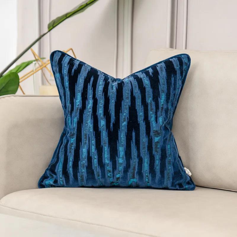 Luxury Blue Velvet Cushion Cover High-end Geometry Decorative Pillow Cover for Sofa Livingroom Pillowcase 30x50 45x45 50x50CM 30x50cm
Luxury Blue Velvet Cushion Cover High-end Geometry Decorative Pillow Cover for Sofa Livingroom Pillowcase 30x50 45x45 50x50CM 30x50cm