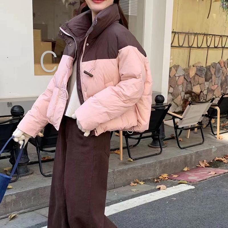 Fashion sweet horn buckle short down jacket women s coat 2024 winter small thickened contrasting color warm coat tide S белый
Fashion sweet horn buckle short down jacket women s coat 2024 winter small thickened contrasting color warm coat tide S белый