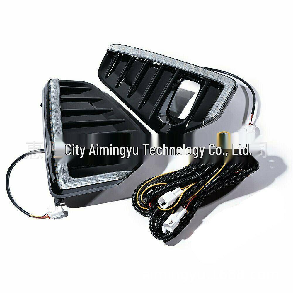 Светодиодные дневные ходовые огни и указатели поворота, противотуманные фары для моделей Nissan Kicks 2021-2022 годов.
Светодиодные дневные ходовые огни и указатели поворота, противотуманные фары для моделей Nissan Kicks 2021-2022 годов.