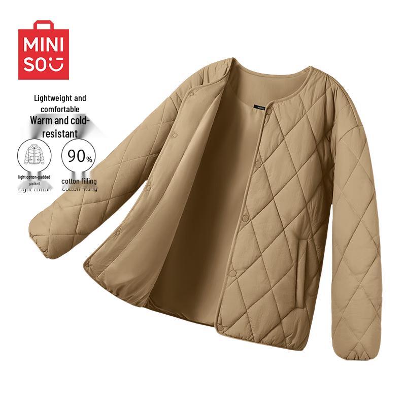 MINISO Men s Lightweight Collarless Quilted Jacket L
MINISO Men s Lightweight Collarless Quilted Jacket L