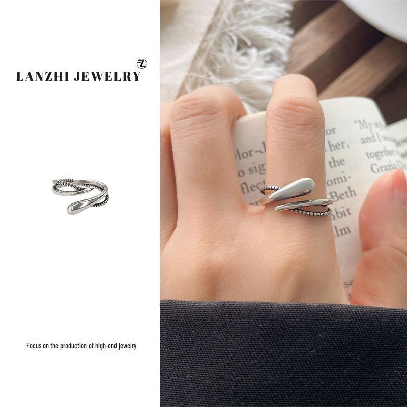 Кольцо Lan Zhi из стерлингового серебра 925 пробы для женщин: Универсальный, Стильный, Нишевый Открытый Дизайн, Устойчивый к Выцветанию. Adjustable Open
Кольцо Lan Zhi из стерлингового серебра 925 пробы для женщин: Универсальный, Стильный, Нишевый Открытый Дизайн, Устойчивый к Выцветанию. Adjustable Open