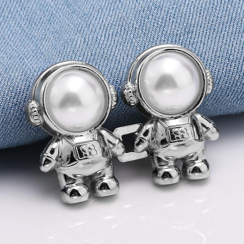 1 Pair Adjustable Waist Buckles Astronaut Spaceman Metal Waist Tightener Snap Button for Trousers Jeans Pants Skirts Adjuster
1 Pair Adjustable Waist Buckles Astronaut Spaceman Metal Waist Tightener Snap Button for Trousers Jeans Pants Skirts Adjuster