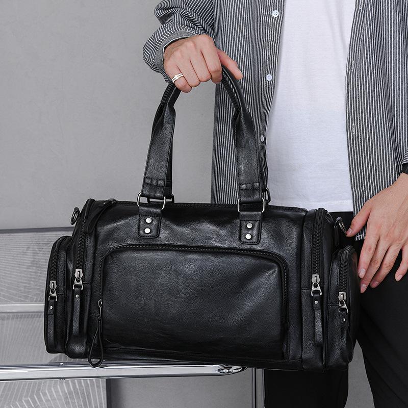 Large capacity travel bag New PU fashion travel bag Anti-splashing sports bag Trend fitness and leisure bag чёрный
Large capacity travel bag New PU fashion travel bag Anti-splashing sports bag Trend fitness and leisure bag чёрный
