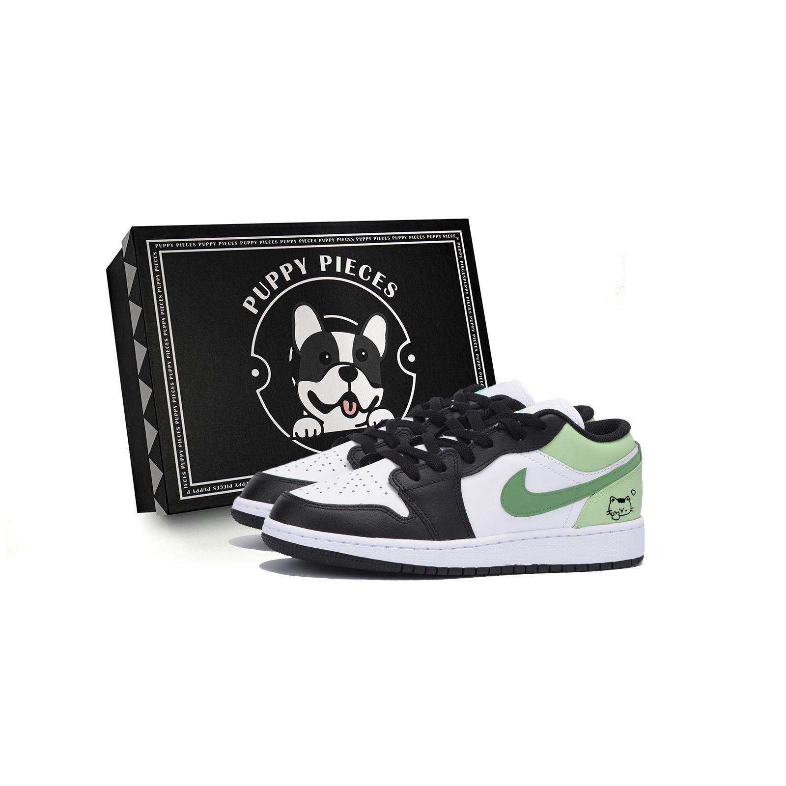 Jordan Air Jordan 1 Abrasion Resistant Low top Vintage Basketball Shoes Men s Black Green 553558-131(Team85-S-BOX-A) 43
Jordan Air Jordan 1 Abrasion Resistant Low top Vintage Basketball Shoes Men s Black Green 553558-131(Team85-S-BOX-A) 43