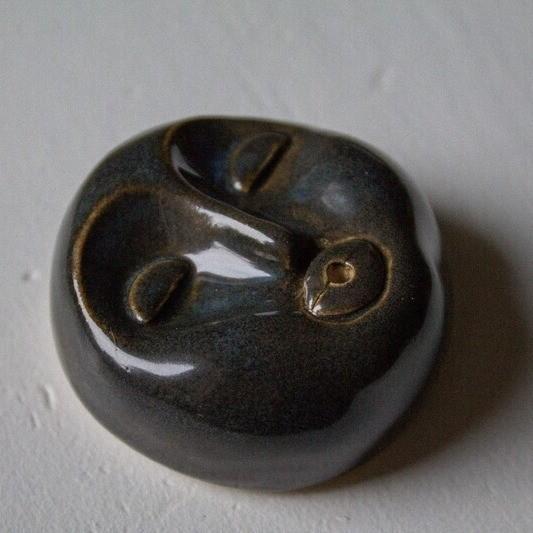 Sleek Minimalist Incense Stick Holder Crafted From Durable Synthetic Resin For Home Use чёрный
Sleek Minimalist Incense Stick Holder Crafted From Durable Synthetic Resin For Home Use чёрный