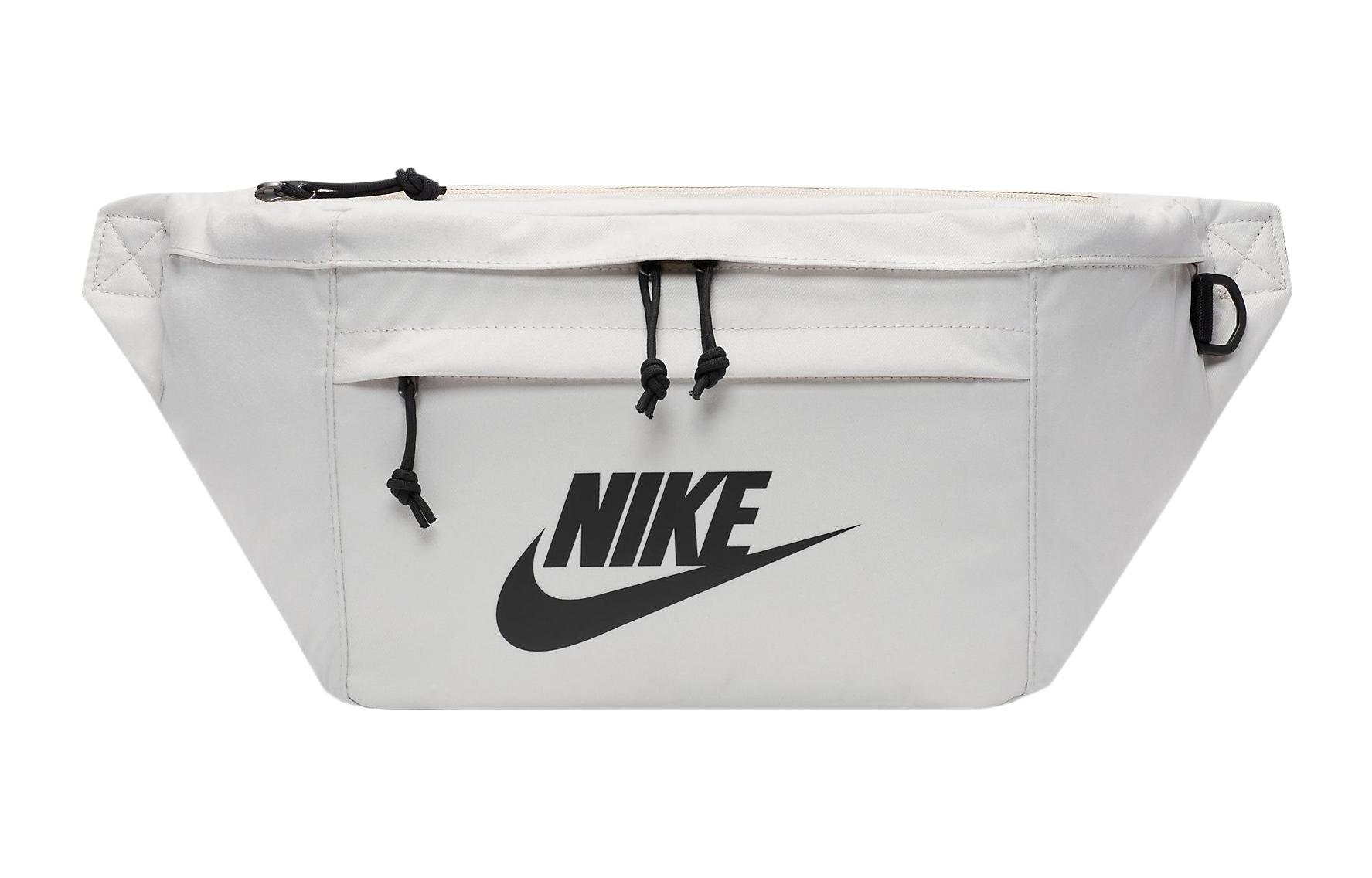 Nike 10L Nylon Adjustable Strap Fanny Pack Light Bone & Black BA5751-072
Nike 10L Nylon Adjustable Strap Fanny Pack Light Bone & Black BA5751-072