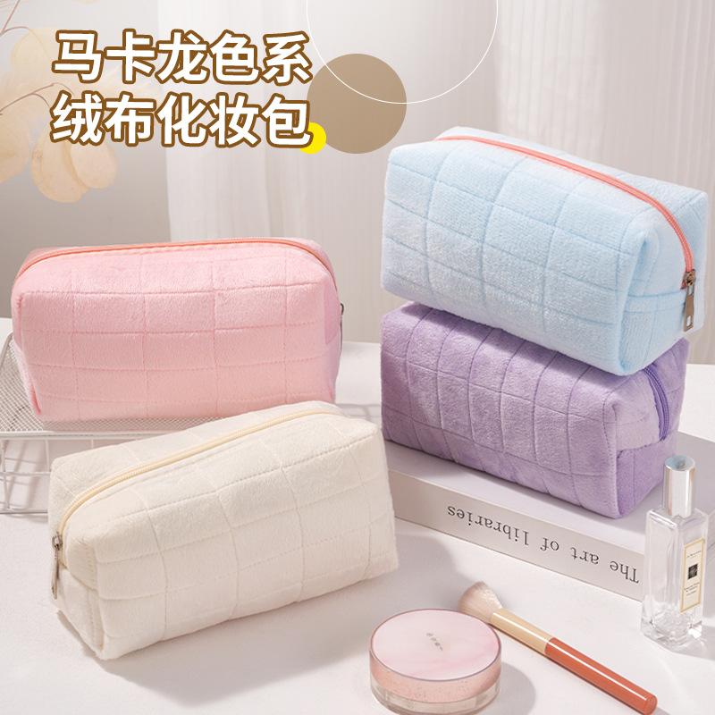 Fleece Cloth Unzipped Pillow Makeup Bag Large Capacity High-end Toiletry Bag Large Capacity Girls Storage Bag Dropshipping
Fleece Cloth Unzipped Pillow Makeup Bag Large Capacity High-end Toiletry Bag Large Capacity Girls Storage Bag Dropshipping