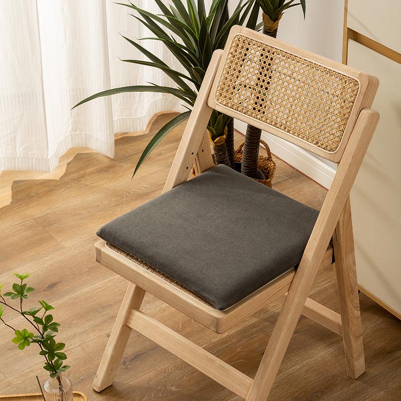 Memory Foam Office Chair and Tatami Floor Seat Cushion 40x40x4cm
Memory Foam Office Chair and Tatami Floor Seat Cushion 40x40x4cm