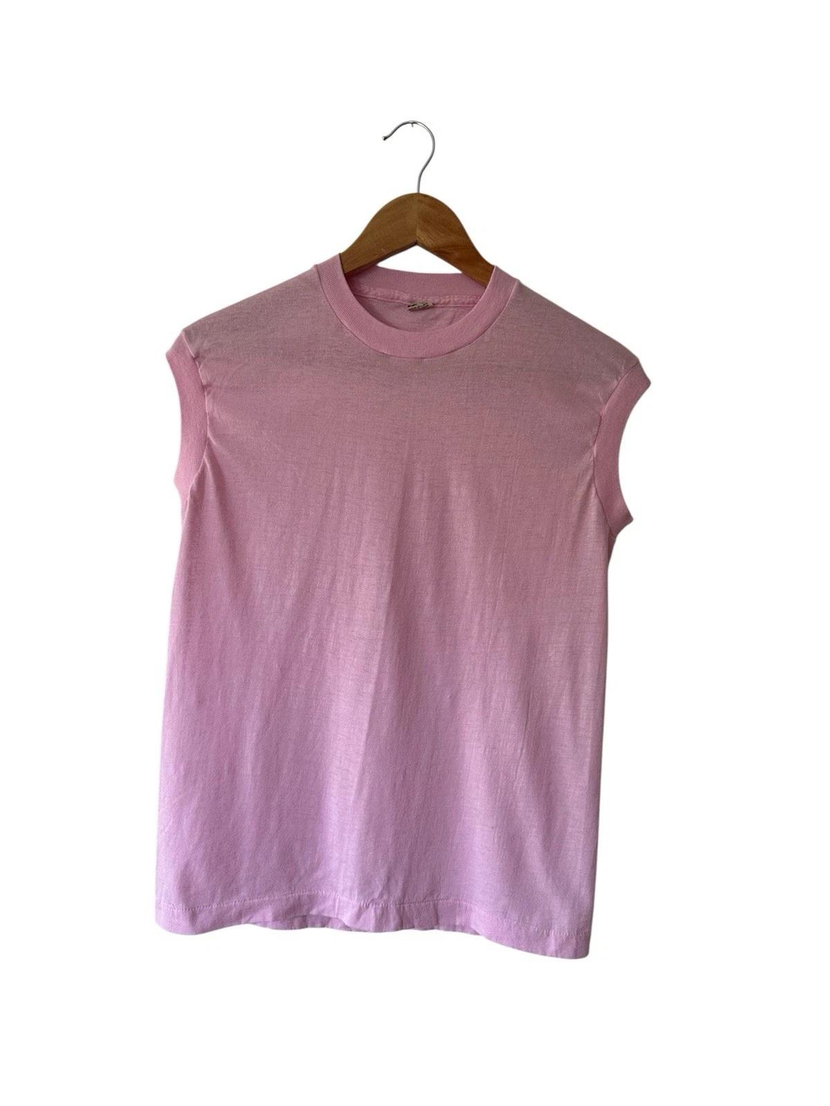 Vintage Screen Stars Pink Sleeveless T Shirt Men’s Small USA Women’s M
Vintage Screen Stars Pink Sleeveless T Shirt Men’s Small USA Women’s M
