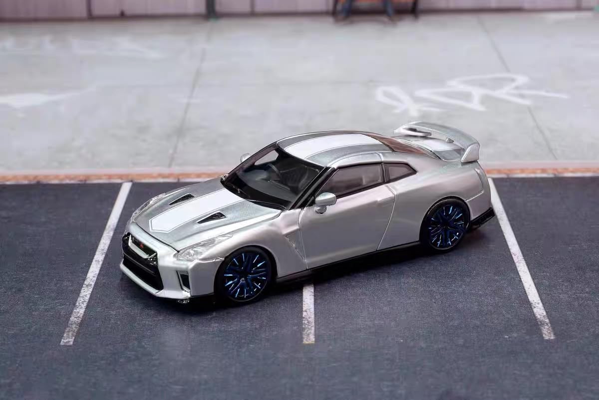 motorhelix R35 Nissan Серебристый 1/64 GT-R
motorhelix R35 Nissan Серебристый 1/64 GT-R