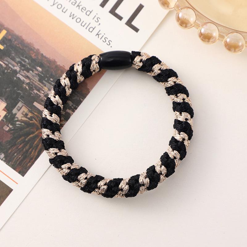 Стильная резинка для волос с косичкой для通勤 из корейской кожи и резинки - Утолщенный головной убор золотой/чёрный
Стильная резинка для волос с косичкой для通勤 из корейской кожи и резинки - Утолщенный головной убор золотой/чёрный