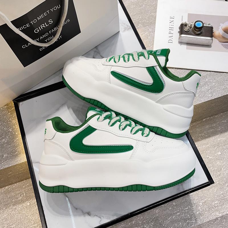 Fashion thick-soled waterproof little white shoes women s new autumn design in 2025, niche height-increasing casual board shoes 35
Fashion thick-soled waterproof little white shoes women s new autumn design in 2025, niche height-increasing casual board shoes 35
