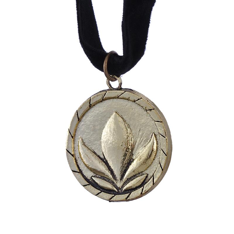 ZRM Fashion Jewelry Vintage Charm Fro Zen Anna Necklace For Women Gifts Original Factory Supply античный бронзовый
ZRM Fashion Jewelry Vintage Charm Fro Zen Anna Necklace For Women Gifts Original Factory Supply античный бронзовый