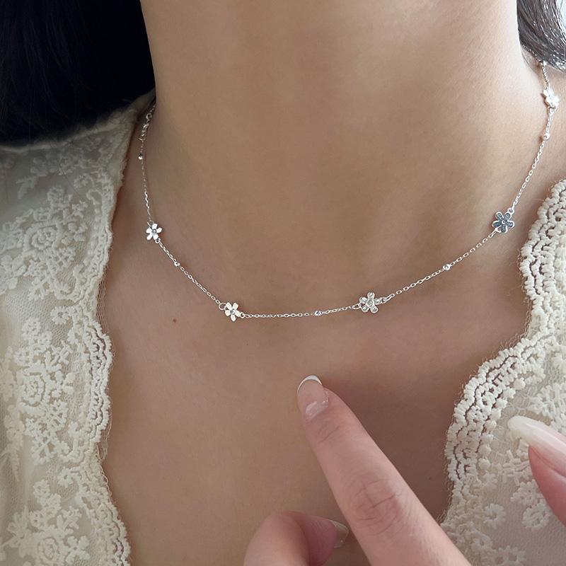 New 925 Sterling Silver Classic Multiple Flower Combinations Choker Necklace For Girl Neck Women Wedding Party Gift Fine Jewelry
New 925 Sterling Silver Classic Multiple Flower Combinations Choker Necklace For Girl Neck Women Wedding Party Gift Fine Jewelry