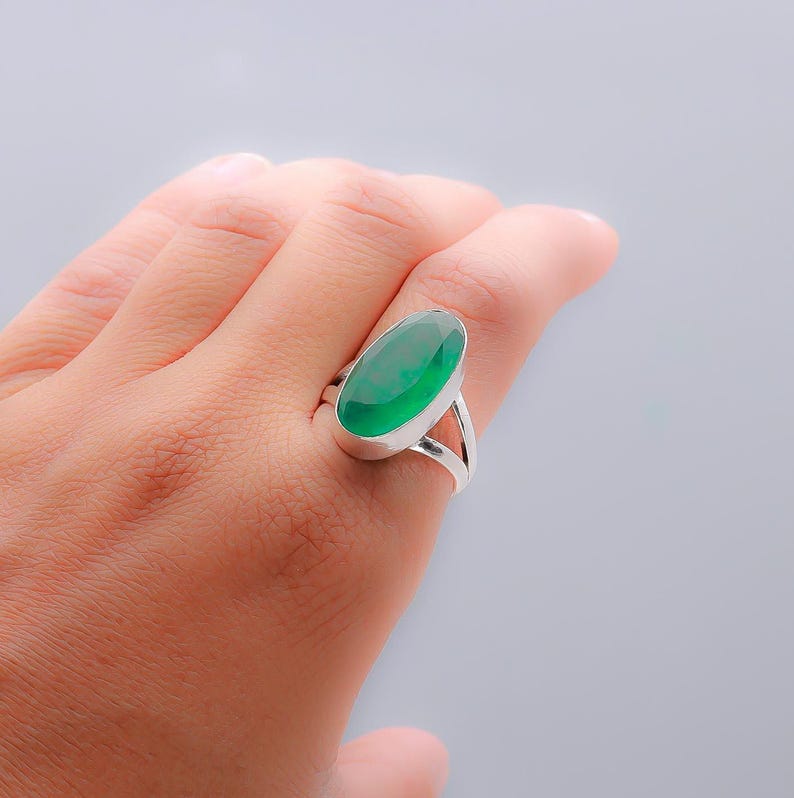 Natural Emerald Color Doublet Quartz Ring, Silver Ring For Woman and Girl, Antique Emerald Ring For Gift Jewelry, Boho Jewelry US 12 зелений
Natural Emerald Color Doublet Quartz Ring, Silver Ring For Woman and Girl, Antique Emerald Ring For Gift Jewelry, Boho Jewelry US 12 зелений