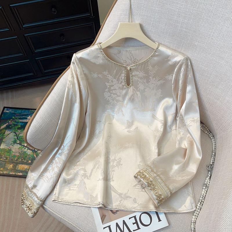 women chinese style jacquard satin blouse keyhole neck embroidered trim long sleeve casual loose fit top S шампанського
women chinese style jacquard satin blouse keyhole neck embroidered trim long sleeve casual loose fit top S шампанського