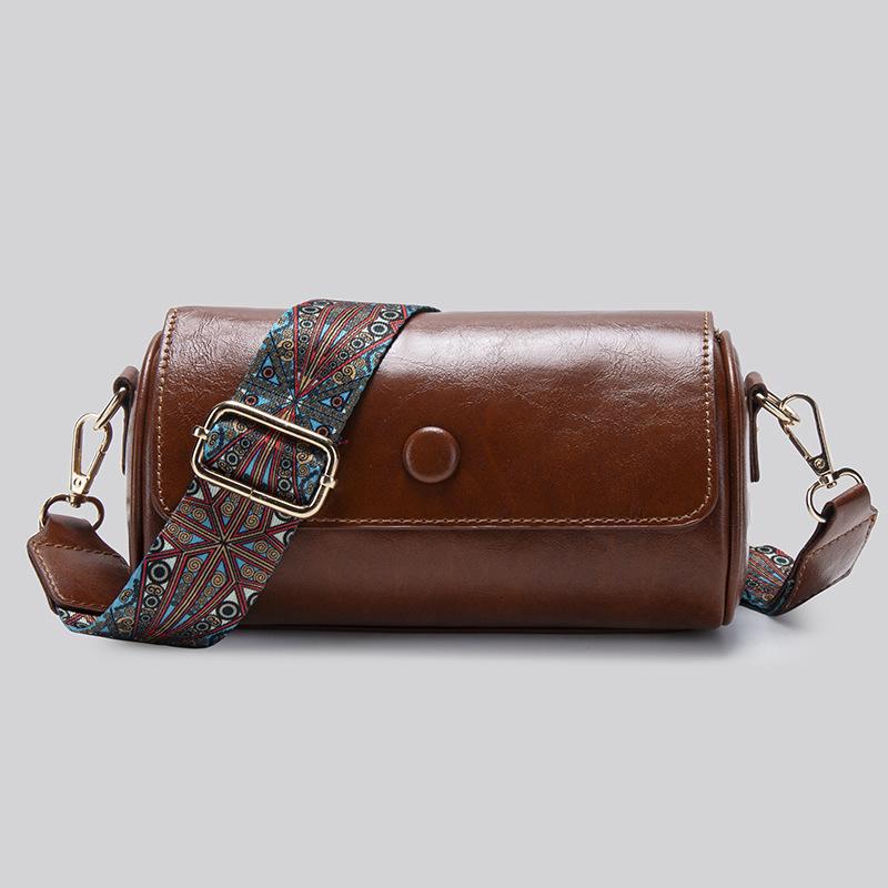 2025 summer new spring and summer fashion small bag versatile retro cylinder bag commuter mobile phone bag women s crossbody shoulder bag коричневый
2025 summer new spring and summer fashion small bag versatile retro cylinder bag commuter mobile phone bag women s crossbody shoulder bag коричневый