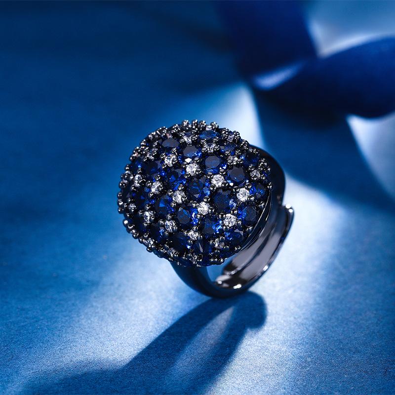 Ювелирные изделия Медное основание Золотое покрытие Имитация цвета Драгоценный корунд Черное золото Гальваническое покрытие Персонализированный цвет Женский костюм
Ювелирные изделия Медное основание Золотое покрытие Имитация цвета Драгоценный корунд Черное золото Гальваническое покрытие Персонализированный цвет Женский костюм