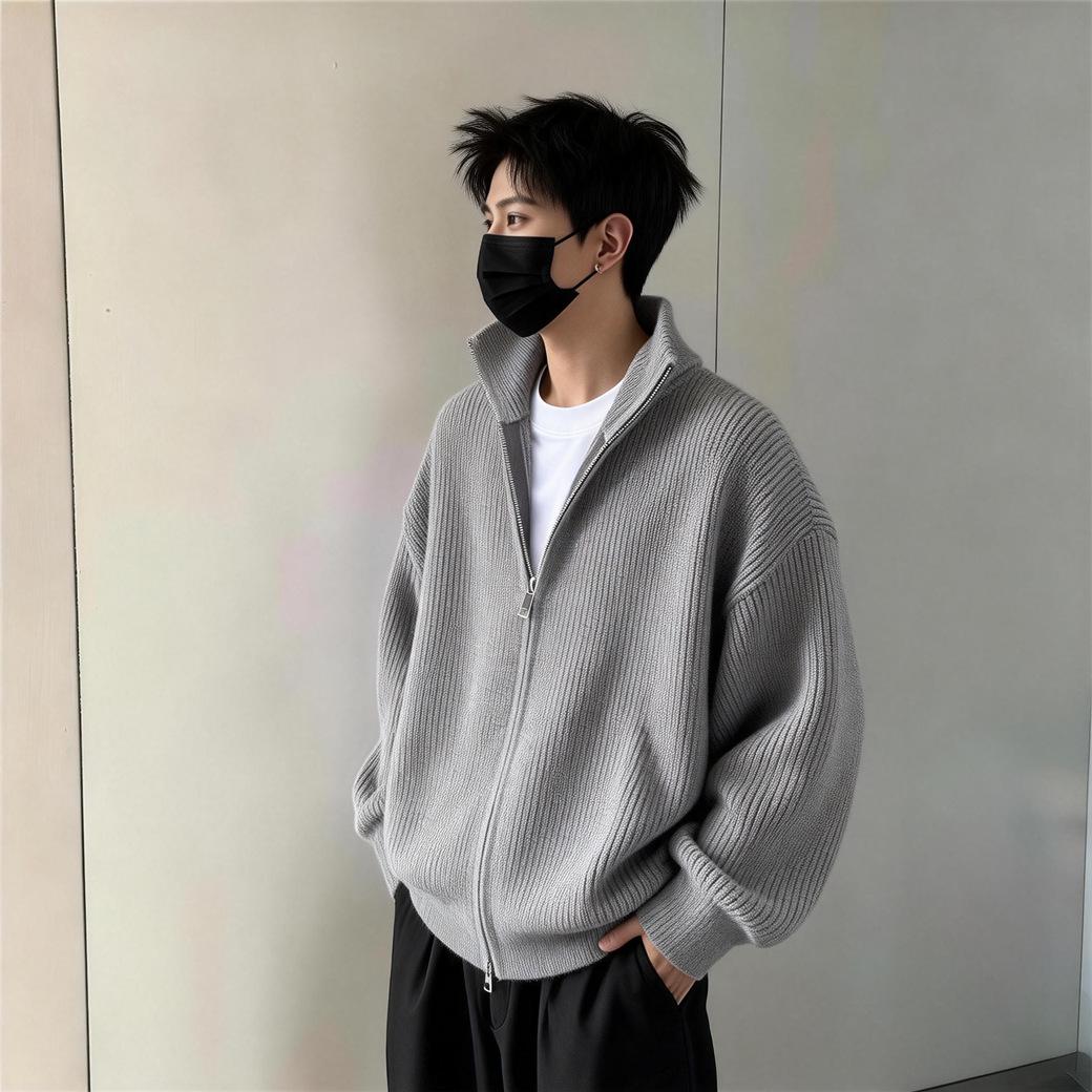 Men s High-End Black Knit Cardigan with Double Zipper and Stand Collar – Autumn Winter Sweater Medium сірий колір
Men s High-End Black Knit Cardigan with Double Zipper and Stand Collar – Autumn Winter Sweater Medium сірий колір