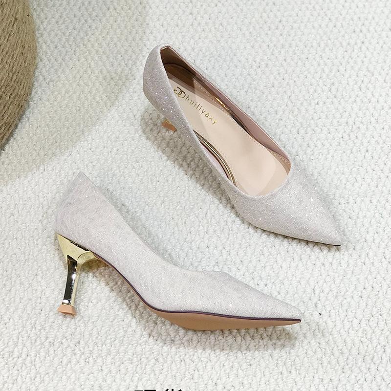 Huiliya high heels women s stiletto 2025 new spring and summer senior fine flash pointed head with skirt single shoes 716-CH1 34 золотий
Huiliya high heels women s stiletto 2025 new spring and summer senior fine flash pointed head with skirt single shoes 716-CH1 34 золотий
