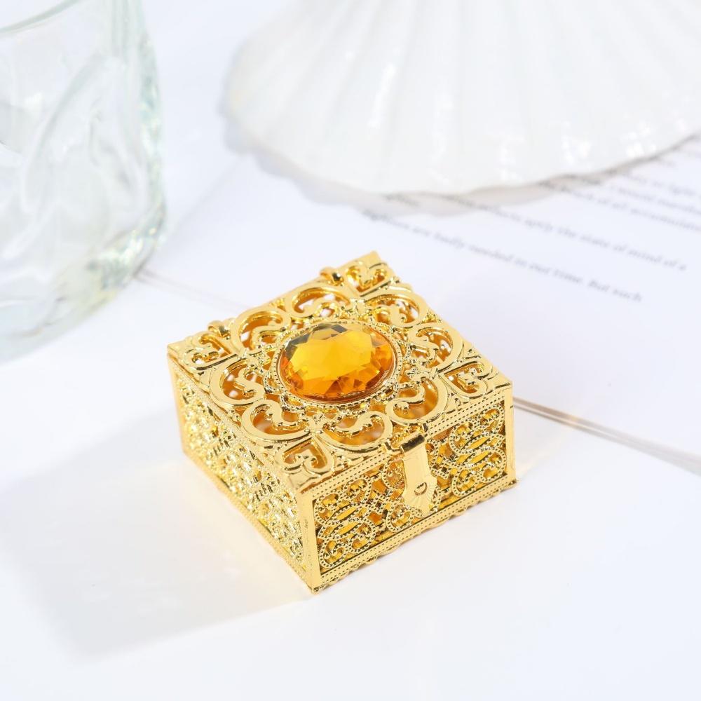 Earring Treasure Box Engraved Metal Jewelry Storage Box Necklace Organizer Gold Rosary Bead Box For Anniversaries Dresser Gift золотой
Earring Treasure Box Engraved Metal Jewelry Storage Box Necklace Organizer Gold Rosary Bead Box For Anniversaries Dresser Gift золотой