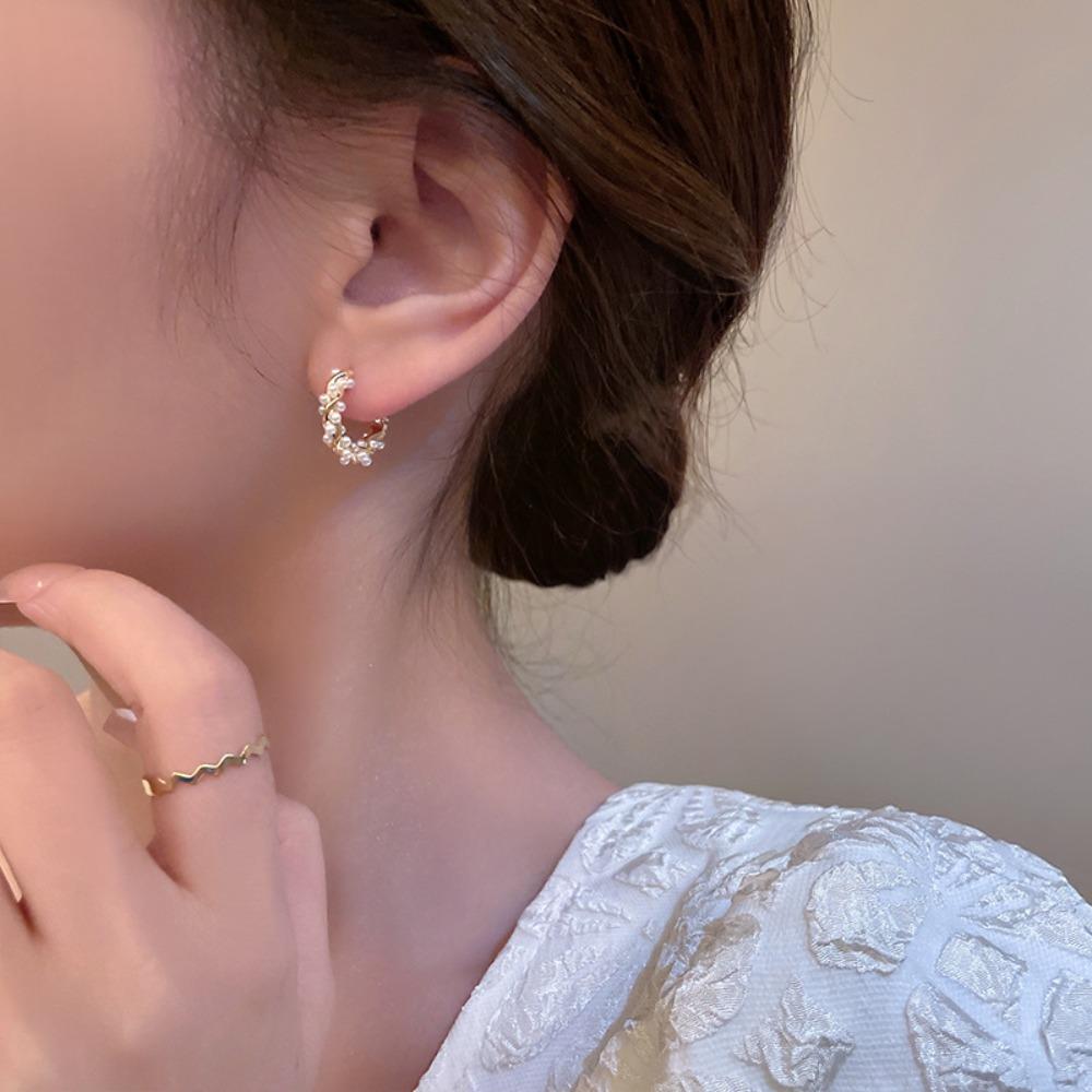 Two Ways to Wear Cat Eye Stone Luxury Pearl Ear Stud Geometric Round Earrings Women Earrings C
Two Ways to Wear Cat Eye Stone Luxury Pearl Ear Stud Geometric Round Earrings Women Earrings C