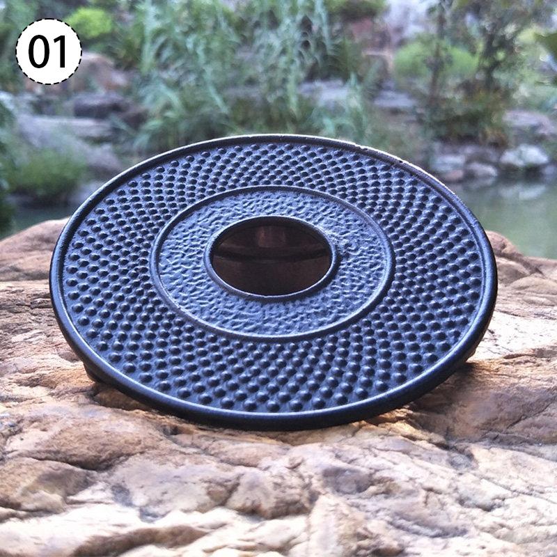 Japanese Style Vintage Cast Iron Teapot Trivets Heat Insulation Tea Tray Tea Pot Base Anti-scald Cast Iron Teapot Coaster
Japanese Style Vintage Cast Iron Teapot Trivets Heat Insulation Tea Tray Tea Pot Base Anti-scald Cast Iron Teapot Coaster