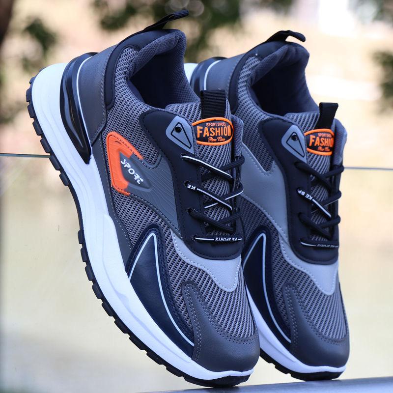 Sneakers spring and summer new men s shoes fly-woven mesh breathable running shoes fashionable versatile casual shoes 44 чорний
Sneakers spring and summer new men s shoes fly-woven mesh breathable running shoes fashionable versatile casual shoes 44 чорний