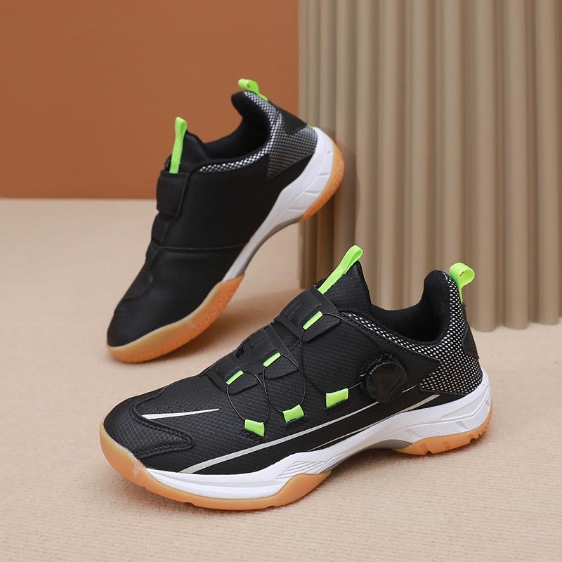 Badminton shoes autumn new professional competition shoes, light and breathable double rotating buckle high-quality sports shoes 35
Badminton shoes autumn new professional competition shoes, light and breathable double rotating buckle high-quality sports shoes 35