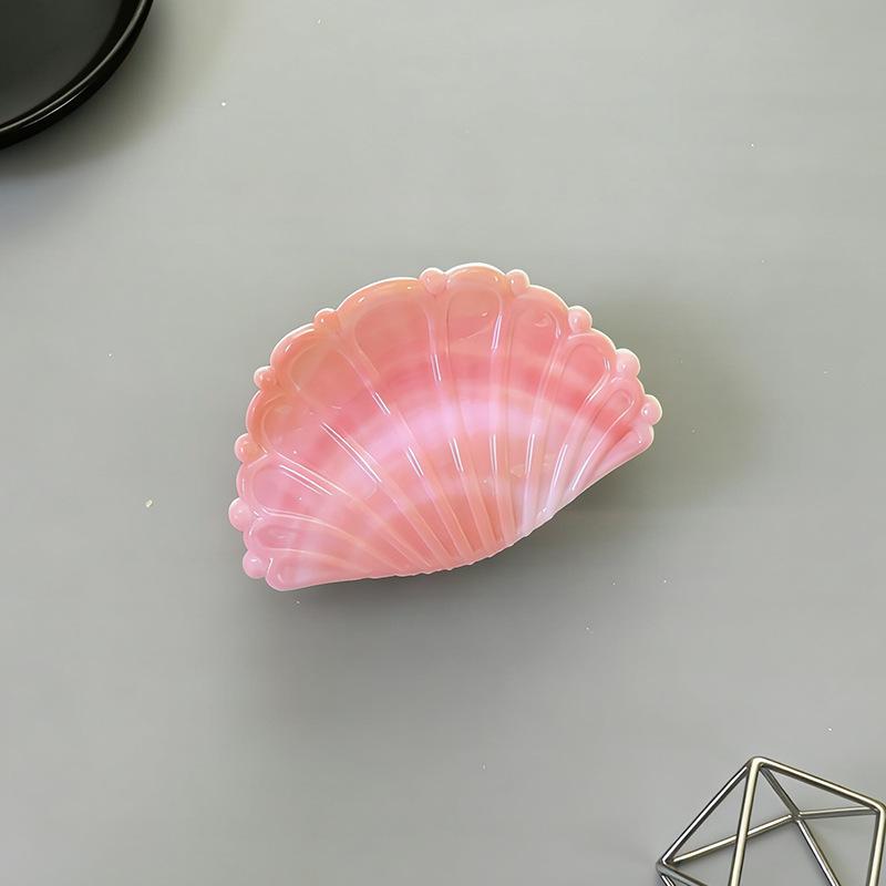 Printed Shell Hair Clip Vacation Style Hair Accessories Summer Ocean Shark Clip Back Head Hair Ponytail Clip Creative Versatile
Printed Shell Hair Clip Vacation Style Hair Accessories Summer Ocean Shark Clip Back Head Hair Ponytail Clip Creative Versatile