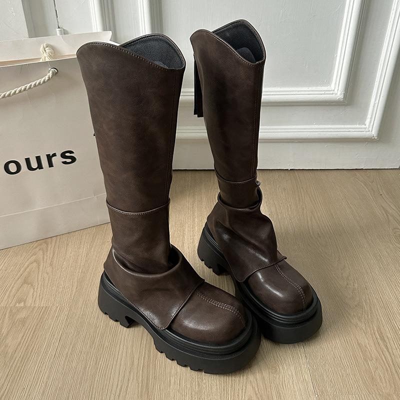 The inner height increases by 10cm but the knee boots for women s 2025 new v-mouth stacking pants tube boots for small and thin knight boots. 40 коричневый
The inner height increases by 10cm but the knee boots for women s 2025 new v-mouth stacking pants tube boots for small and thin knight boots. 40 коричневый