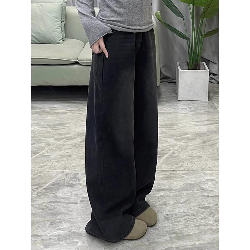 Women s Plus-Size Black-Gray Wide-Leg Jeans with Velvet, Slimming, Loose Fit for Autumn and Winter S
Women s Plus-Size Black-Gray Wide-Leg Jeans with Velvet, Slimming, Loose Fit for Autumn and Winter S