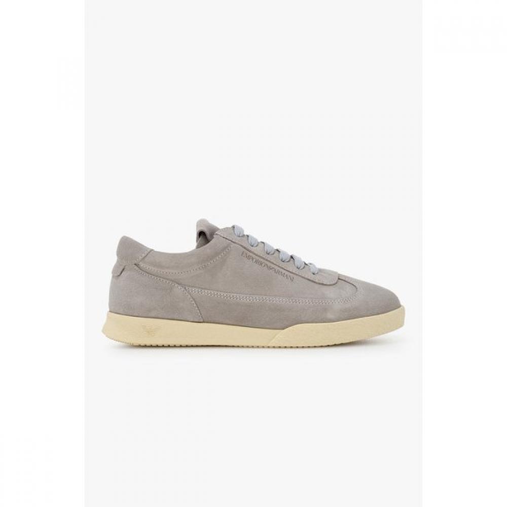 Emporio Armani 25 F W Women S Suede SneakerS A525331505 37
Emporio Armani 25 F W Women S Suede SneakerS A525331505 37