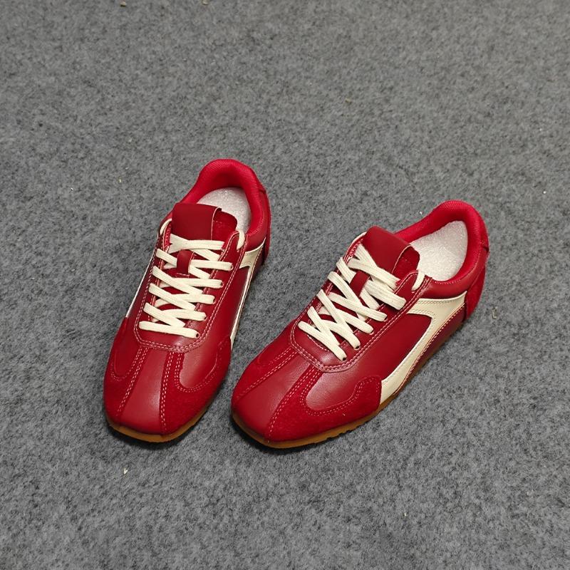 Small inner height increase of 5cm~ Dexun shoes autumn new retro niche color matching flat shoes single shoes 40 червоний
Small inner height increase of 5cm~ Dexun shoes autumn new retro niche color matching flat shoes single shoes 40 червоний