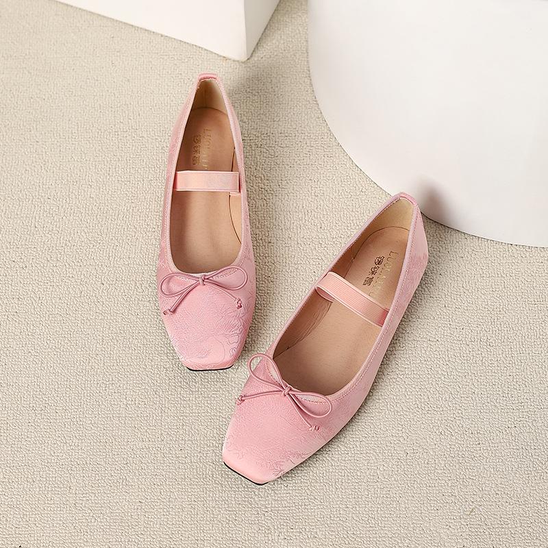 Retro French Mary Jane Shoes - Women s 2026 Summer Bows, Soft Sole, Flat Bottom, Shallow Mouth 36 розовый
Retro French Mary Jane Shoes - Women s 2026 Summer Bows, Soft Sole, Flat Bottom, Shallow Mouth 36 розовый