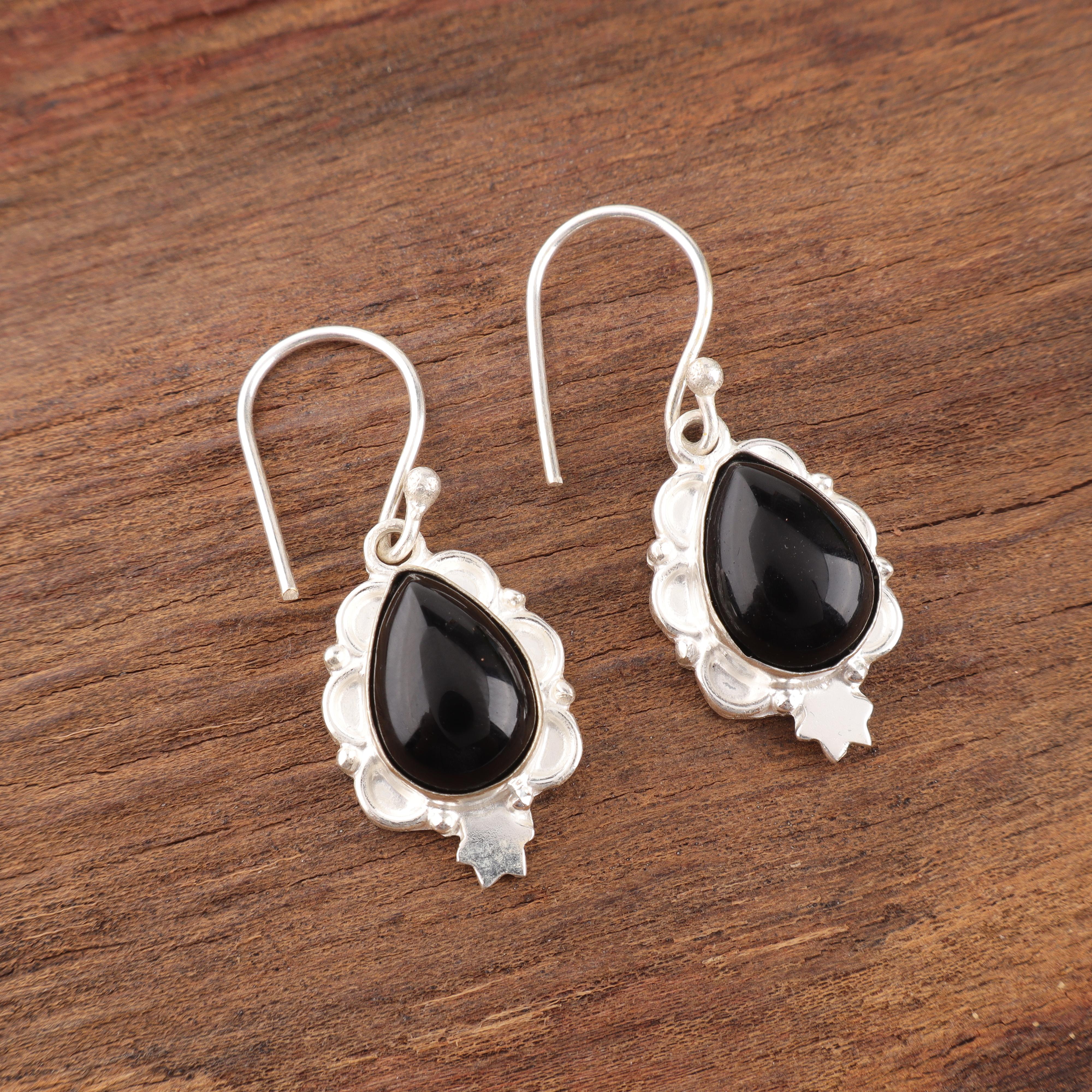 Black Tourmaline Earrings Gemstone Jewelry, 925 Solid Sterling Silver Earrings , Handmade Amazing Earrings Jewelry 1.6 inches чорний
Black Tourmaline Earrings Gemstone Jewelry, 925 Solid Sterling Silver Earrings , Handmade Amazing Earrings Jewelry 1.6 inches чорний