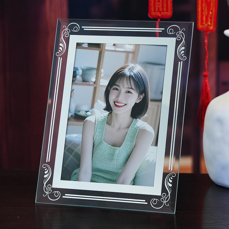 WTEMPO Clear Photo Frame Vertical/Horizontal Place Rectangular Frame Home Decor Tabletop Picture Holder, Collage Photo/Poster Artwork Display Frame 1pc*7inch серебряный
WTEMPO Clear Photo Frame Vertical/Horizontal Place Rectangular Frame Home Decor Tabletop Picture Holder, Collage Photo/Poster Artwork Display Frame 1pc*7inch серебряный