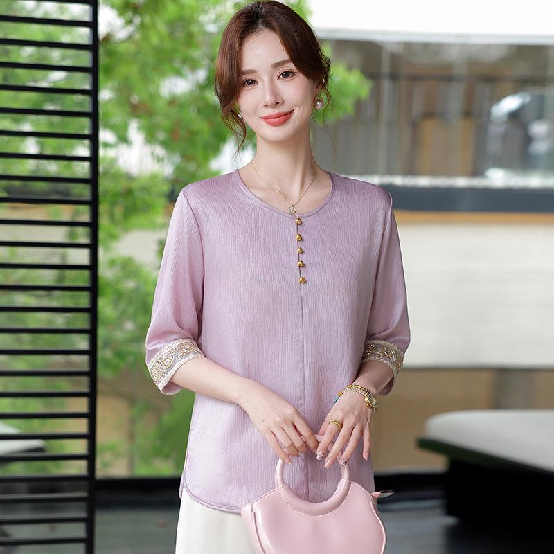 Age-Defying Loose Summer Shirt for Moms, Belly-Hiding Mid-Sleeve T-Shirt, Stylish Design for Middle-Aged and Elderly Women. 4XL фиолетовый
Age-Defying Loose Summer Shirt for Moms, Belly-Hiding Mid-Sleeve T-Shirt, Stylish Design for Middle-Aged and Elderly Women. 4XL фиолетовый