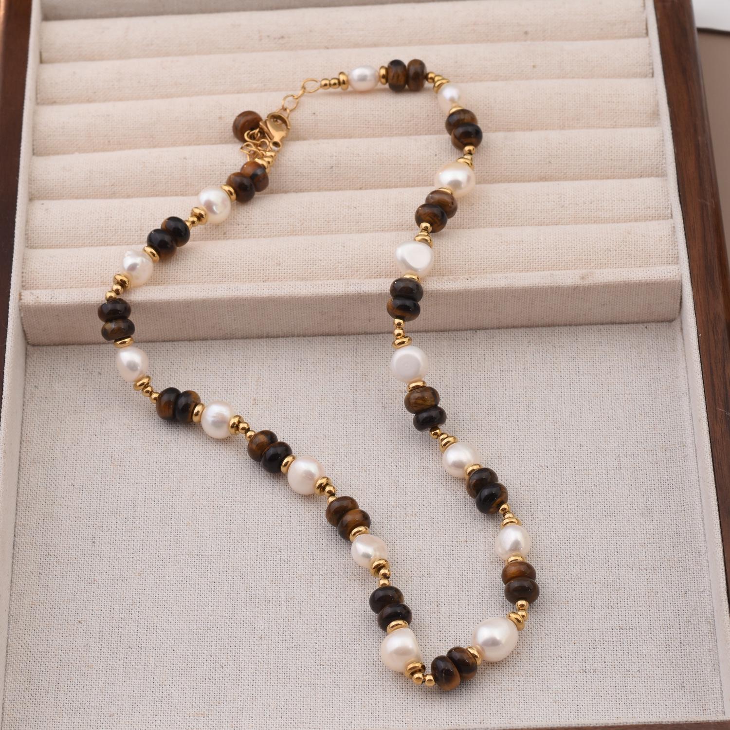 Maillard Tiger Eye Beaded Women s Necklace: Luxury Vintage Clavicle Chain Choker
Maillard Tiger Eye Beaded Women s Necklace: Luxury Vintage Clavicle Chain Choker