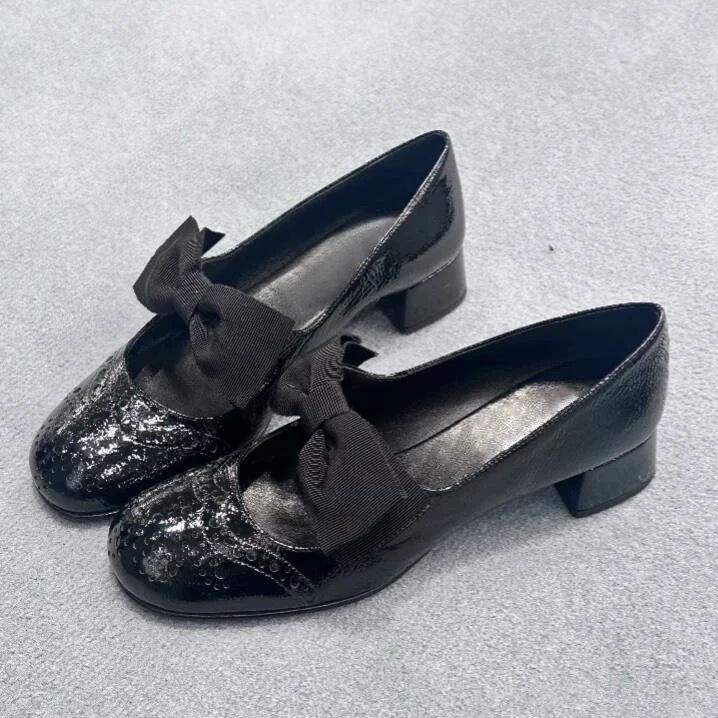 Fashion Genuine Leather Bow Mary Jane Single Shoes For Women s Spring Autumn New Styles Thick Heel Carved High Heels Shoes Women 40 чёрный
Fashion Genuine Leather Bow Mary Jane Single Shoes For Women s Spring Autumn New Styles Thick Heel Carved High Heels Shoes Women 40 чёрный