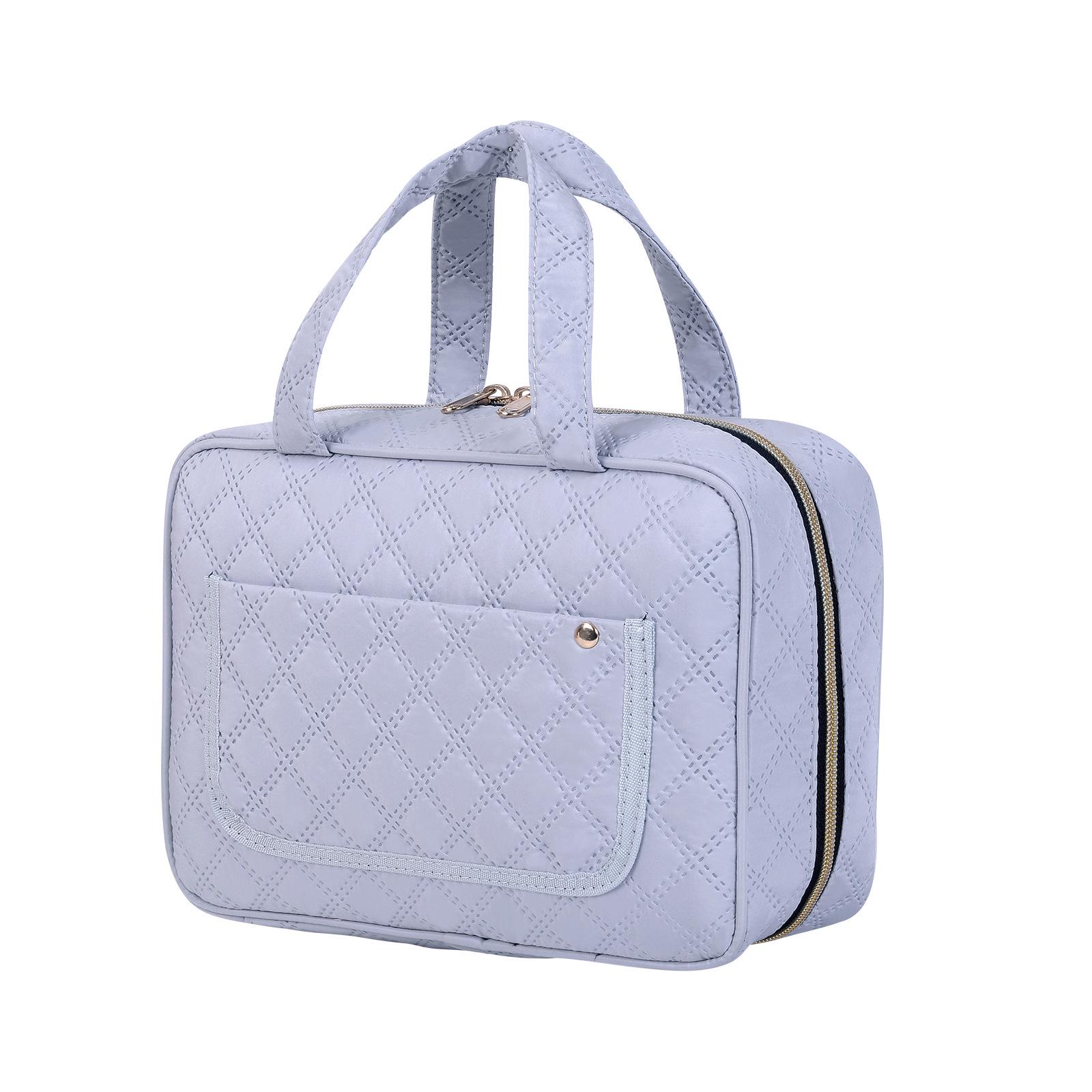 Waterproof Large-Capacity Foldable Makeup & Toiletry Travel Bag сірий колір
Waterproof Large-Capacity Foldable Makeup & Toiletry Travel Bag сірий колір