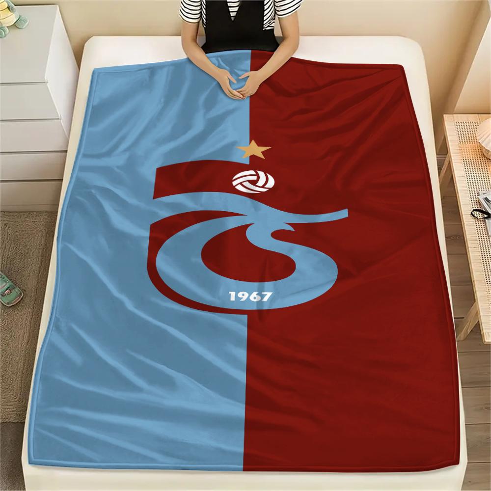 1PC Trabzonspor Print Flannel Blanket, High quality All Seasons, Home Decor, Warmth and Comfort, Perfect for Christmas Gifts 80cm x 120cm
1PC Trabzonspor Print Flannel Blanket, High quality All Seasons, Home Decor, Warmth and Comfort, Perfect for Christmas Gifts 80cm x 120cm