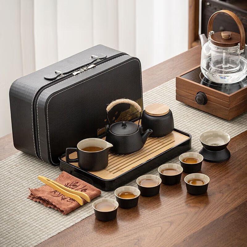 Qianyu Black Porcelain Gongfu Tea Set
Qianyu Black Porcelain Gongfu Tea Set