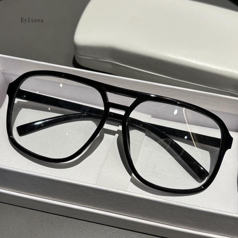 Винтажные квадратные солнцезащитные очки с двойными мостами для мужчин, модные зеленые линзы Ocean UV400, женские трендовые солнцезащитные очки с заклепками
Винтажные квадратные солнцезащитные очки с двойными мостами для мужчин, модные зеленые линзы Ocean UV400, женские трендовые солнцезащитные очки с заклепками