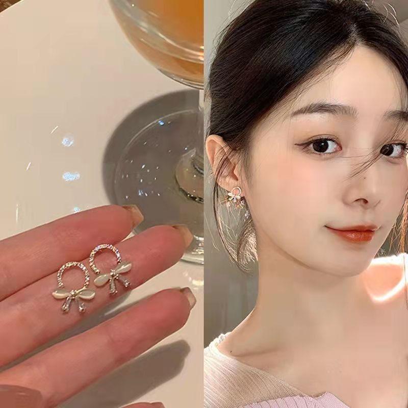 2025 Тренд Южная Корея Необычные Серьги Женские Игла из Стерлингового Серебра S925 Элегантные Серьги Интернет-знаменитость Простейшие для Подбора Серьги Серьги-подвески
2025 Тренд Южная Корея Необычные Серьги Женские Игла из Стерлингового Серебра S925 Элегантные Серьги Интернет-знаменитость Простейшие для Подбора Серьги Серьги-подвески