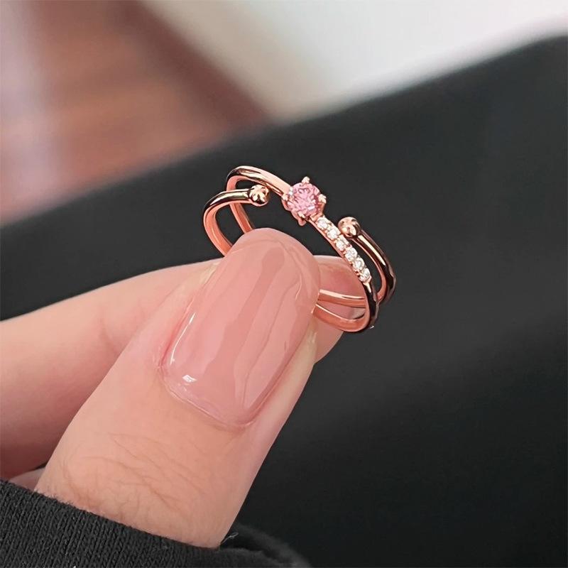 Encounter Star Track Pink Diamond Ring Women s Light Luxury High-end Niche Design Ins Cold Wind Opening Adjustable Ring
Encounter Star Track Pink Diamond Ring Women s Light Luxury High-end Niche Design Ins Cold Wind Opening Adjustable Ring