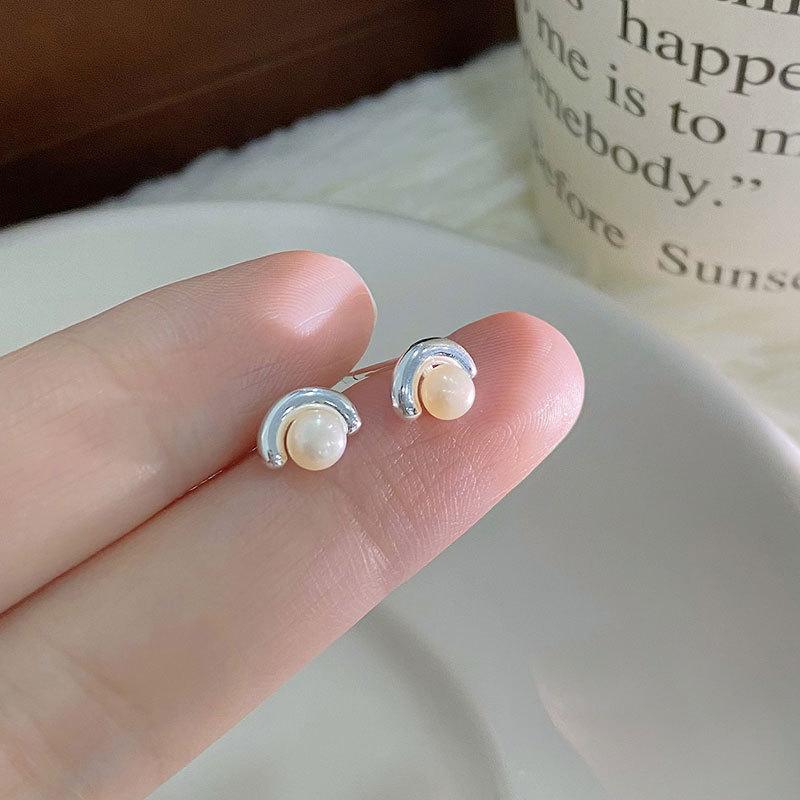 Серьги с жемчугом Yuanbao, легкие, роскошные, высокого класса, в китайском стиле, нишевый дизайн
Серьги с жемчугом Yuanbao, легкие, роскошные, высокого класса, в китайском стиле, нишевый дизайн